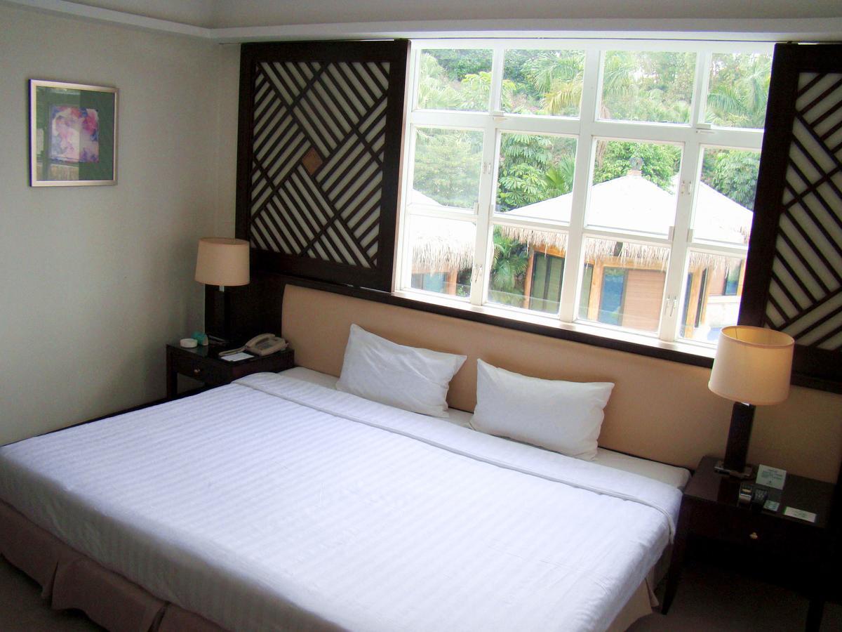 Clifford Golden Lake Hotel Foshan Eksteriør billede