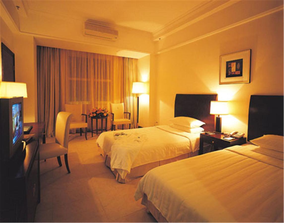 Clifford Golden Lake Hotel Foshan Værelse billede