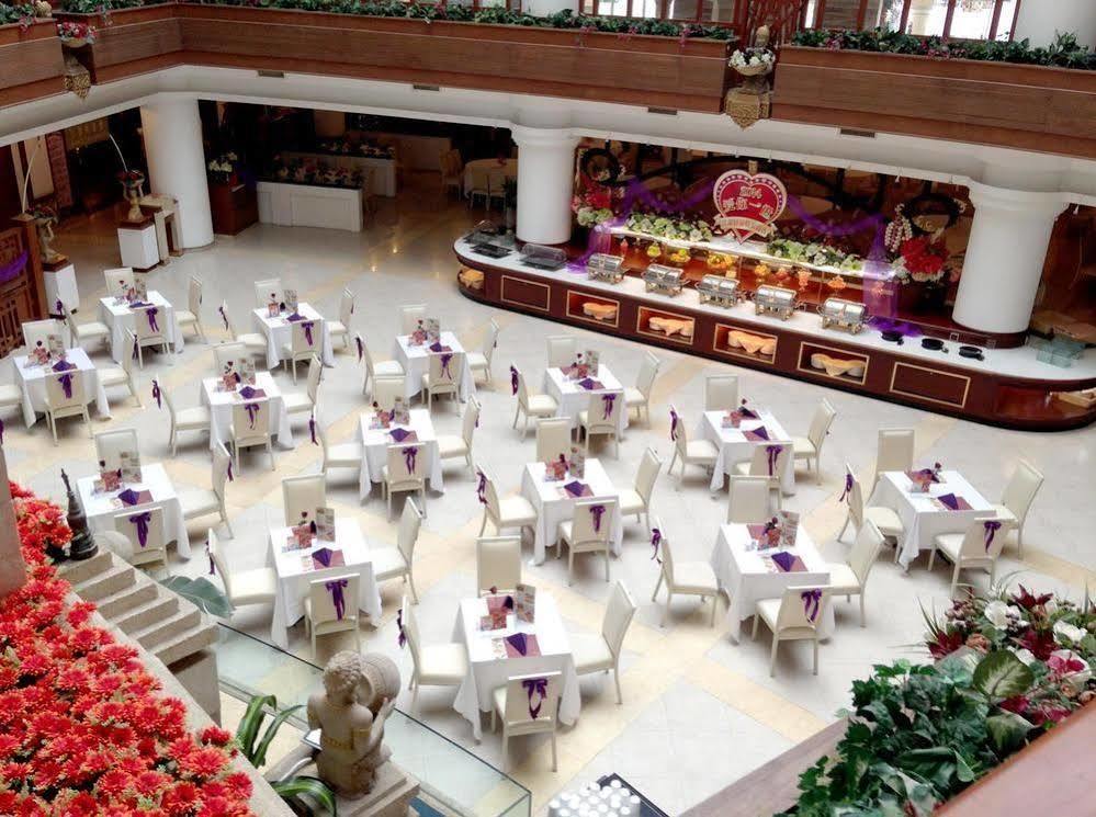 Clifford Golden Lake Hotel Foshan Eksteriør billede