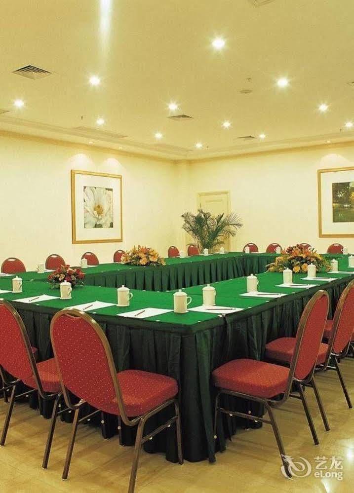 Clifford Golden Lake Hotel Foshan Eksteriør billede